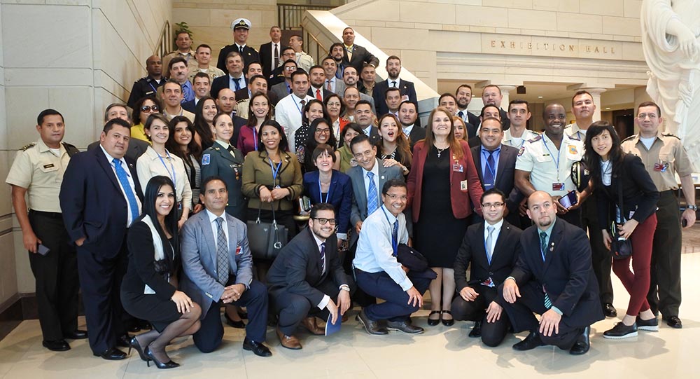 Foto de grupo de la visita al Capitolio