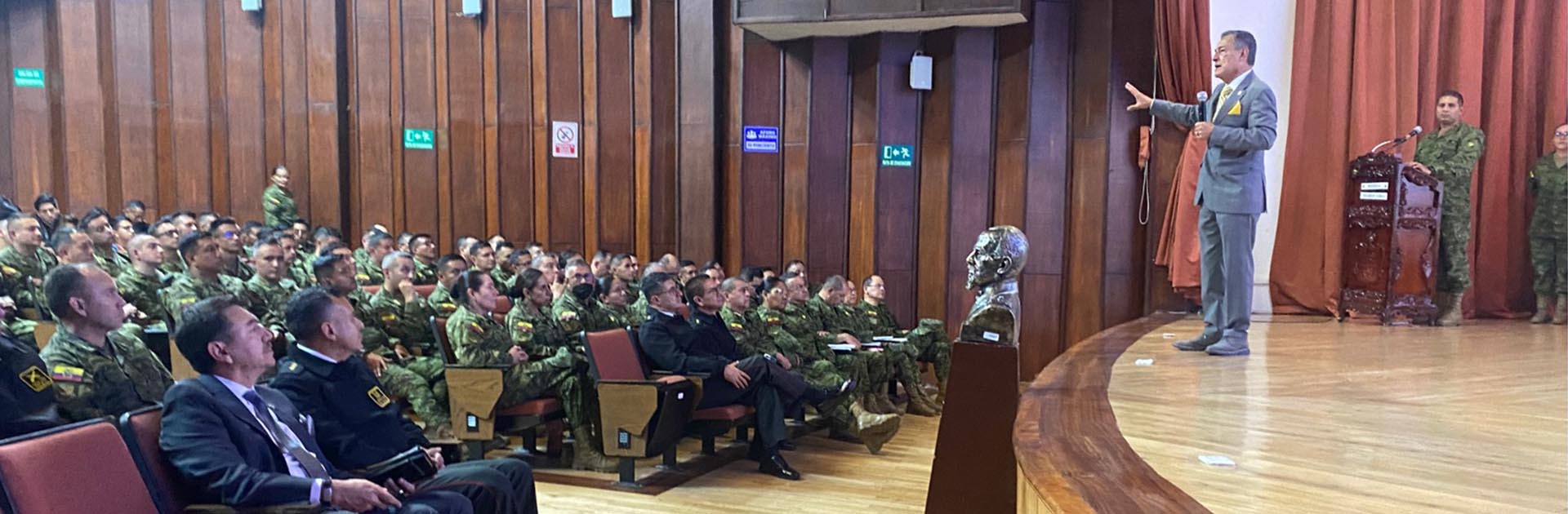 Ecuador Army War Academy Seminar